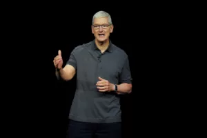 China's Vice Premier is advocating for increased investment and collaboration with Apple